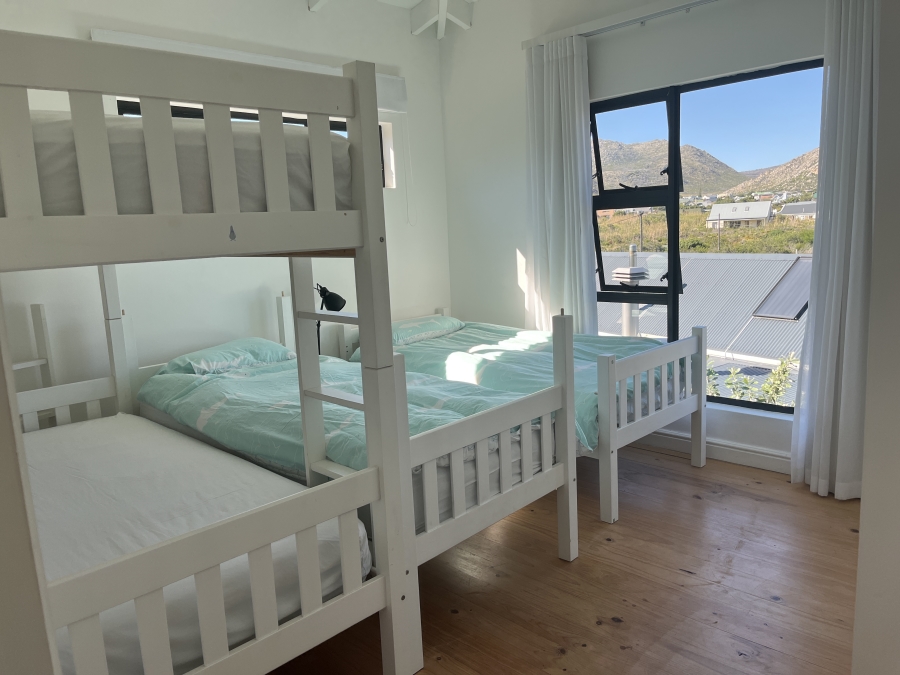To Let 3 Bedroom Property for Rent in Pringle Bay Western Cape